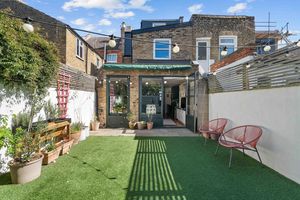 Photo 21- click for photo gallery